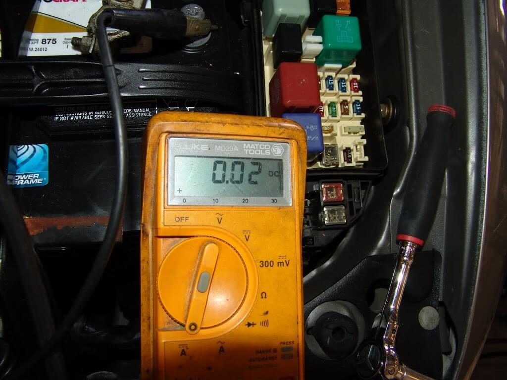 1999 Lexus Es300 Battery Goes Dead Sparky S Answers